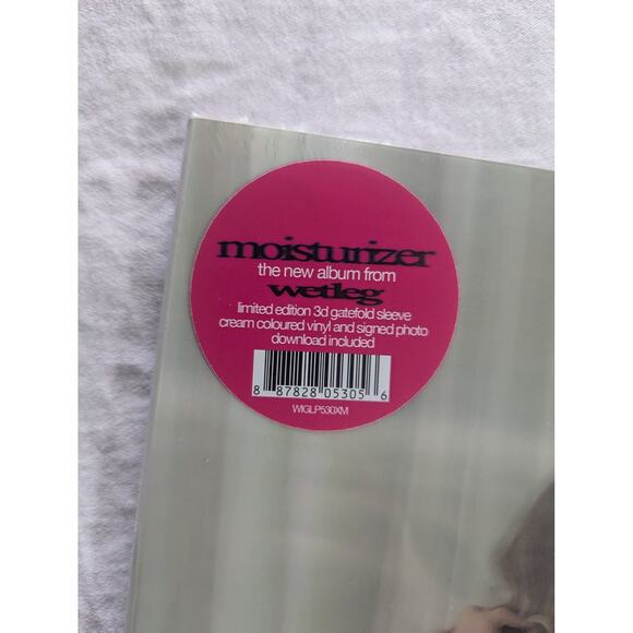 Wet Leg Signed Moisturizer Vinyl 3D Lenticular Sleeve Cream LP - Picture 3 of 16